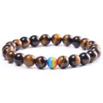 Pride armbånd tigerøyne er et nydelig pride-armbånd