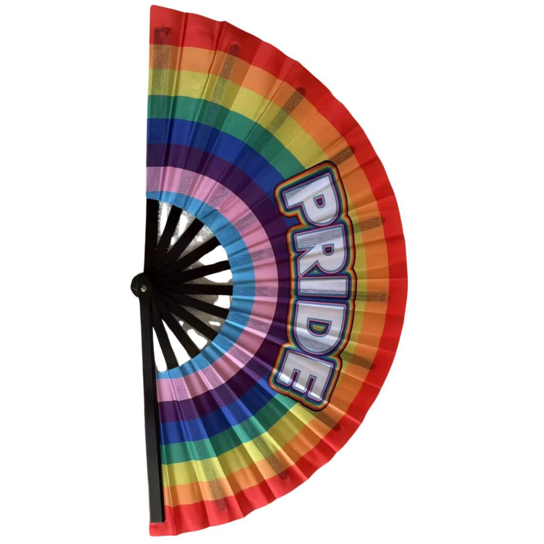Stor pridevifte på 63 cm med teksten pride på.