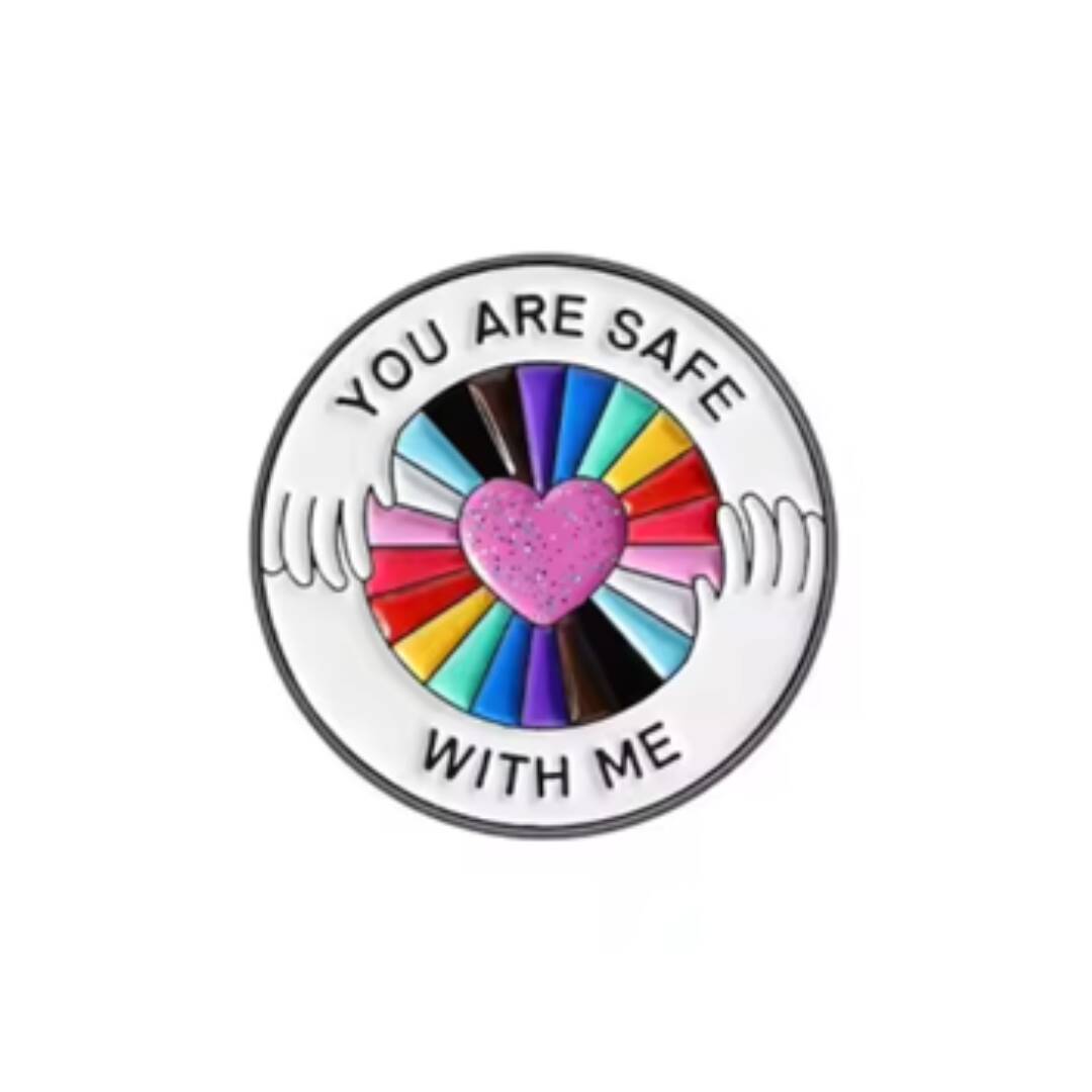 Pride pin med budskapet