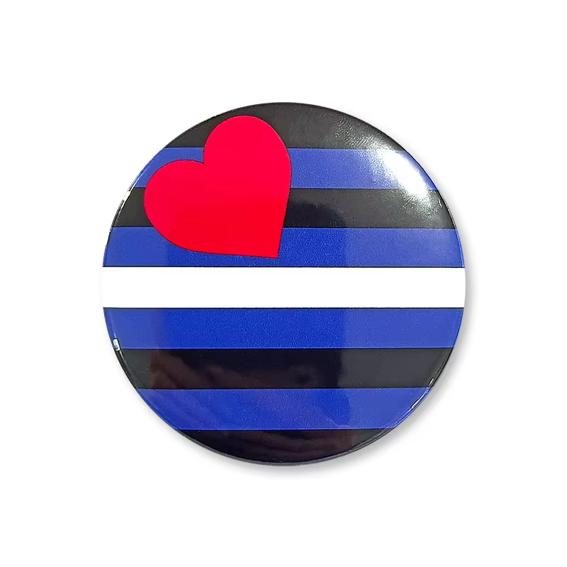 Leather prideflagg pin
