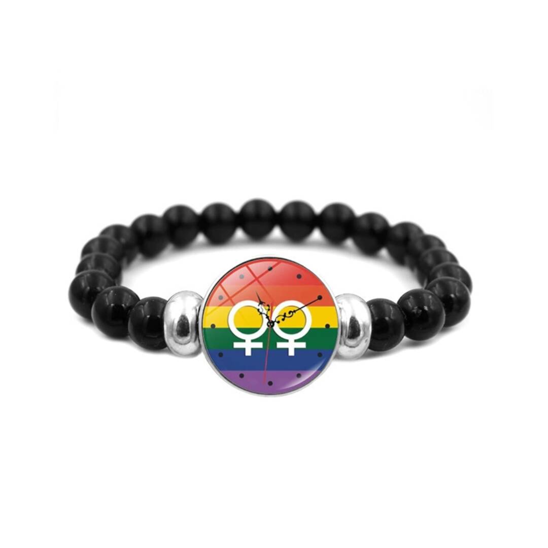 Kvinne-kvinne pridearmbånd Pride-armbånd med to symboler for kvinne. Det er et symbol for lesbisk kjærlighet.