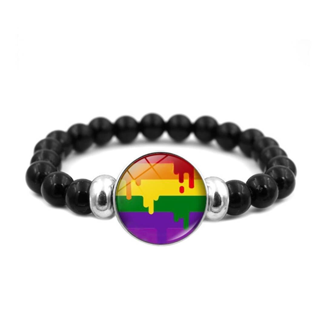 Pridefarger armbånd Vakkert armbånd med pride-farger.